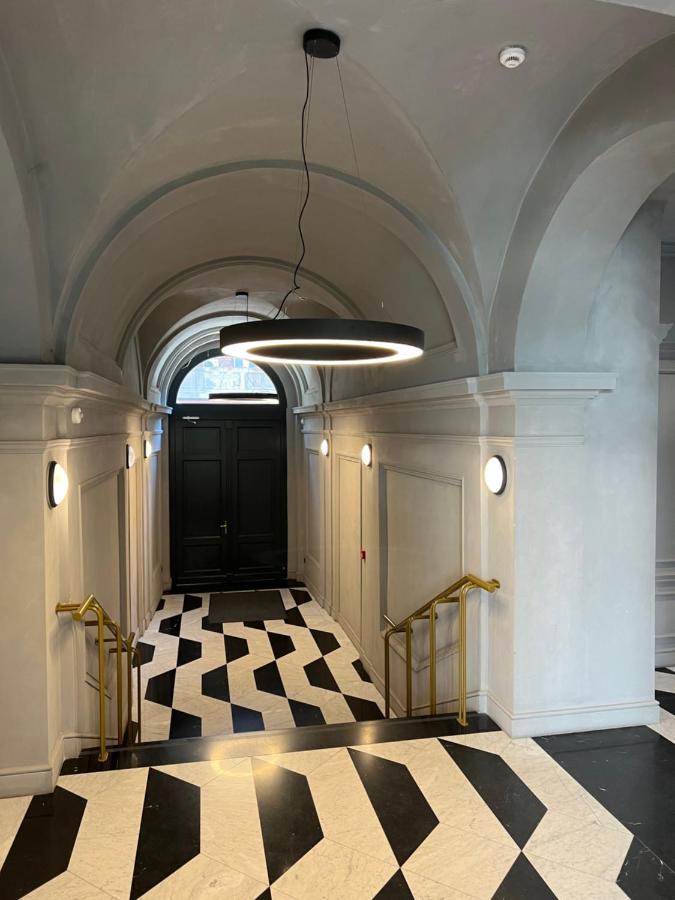 Luxe Central Studio With Pool, Parking & Ac Budapeste Exterior foto