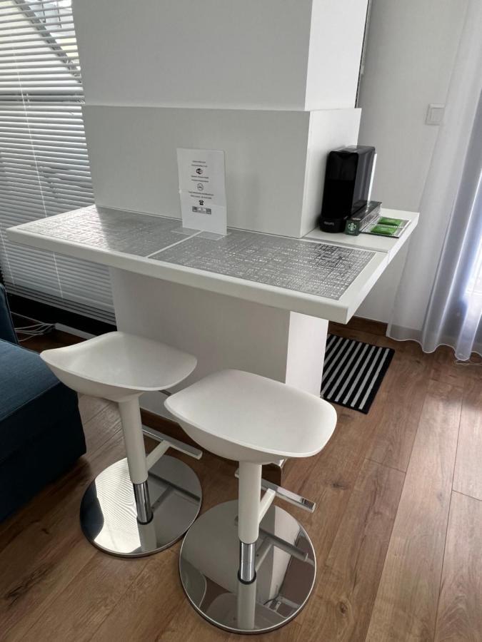 Luxe Central Studio With Pool, Parking & Ac Budapeste Exterior foto
