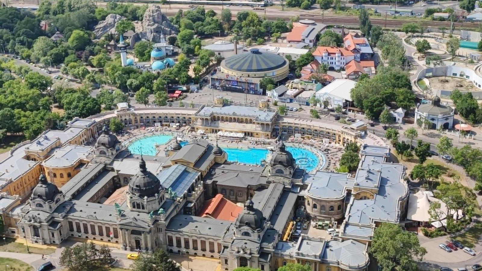 Luxe Central Studio With Pool, Parking & Ac Budapeste Exterior foto
