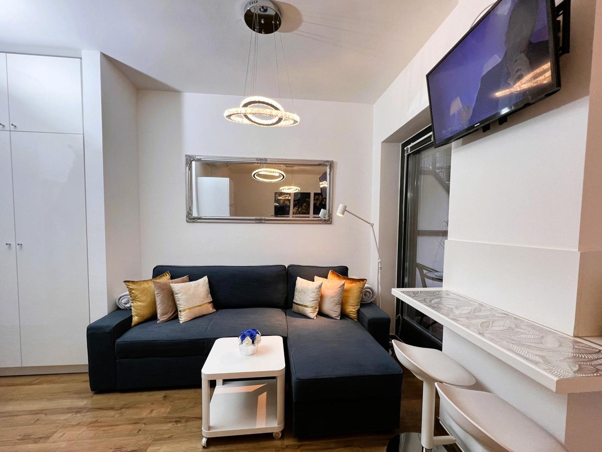 Luxe Central Studio With Pool, Parking & Ac Budapeste Exterior foto
